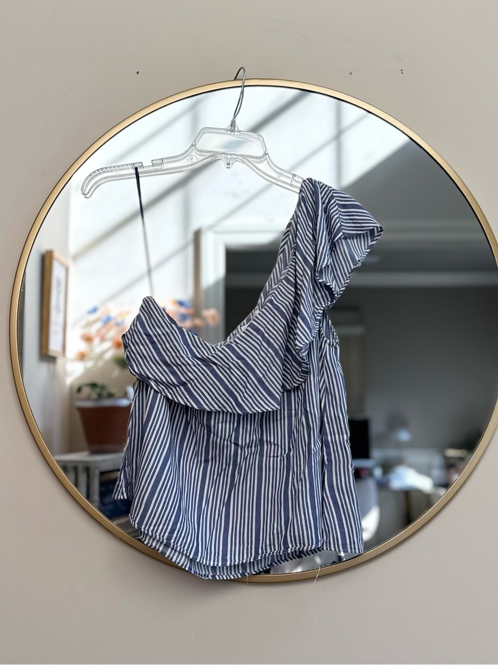 GF COLLECTION Blue & White Striped One-Shoulder Ruffle Top